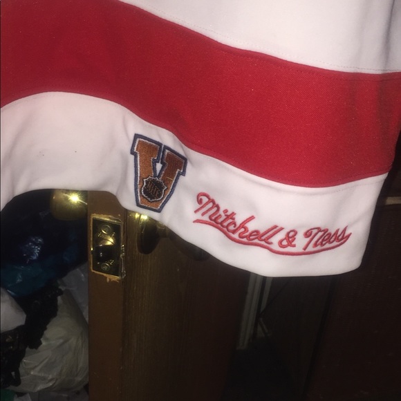 MITCHELL&NESS GORDIE HOWE & BOBBY CLARK JERSEYS - Picture 8 of 8